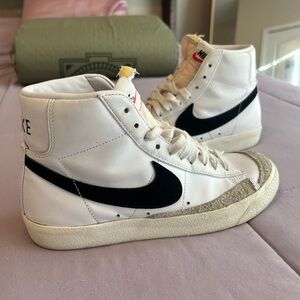Nike Blazer Mid ‘77 Sneaker